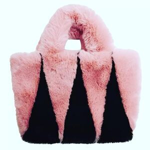 PINK/BLACK GEOMETRIC FAUX FUR PURSE